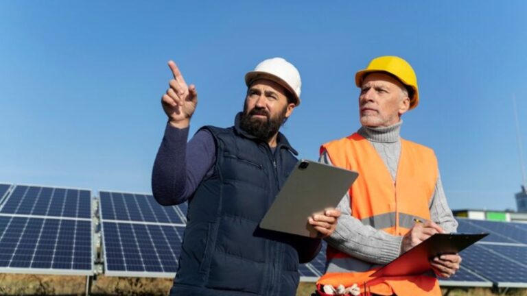 How Solar Panel Installation Contractors Help Meet Net Zero Goals?